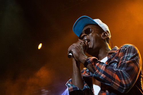 seu-jorge-pavilhao-atlantico-meo-arena-2013-strobe