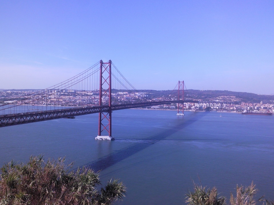Ponte 25 Abril. Foto original. 2015.jpg