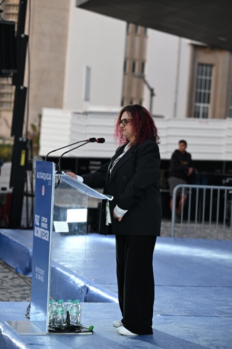 EU DISCURSO LATERAL.jpg