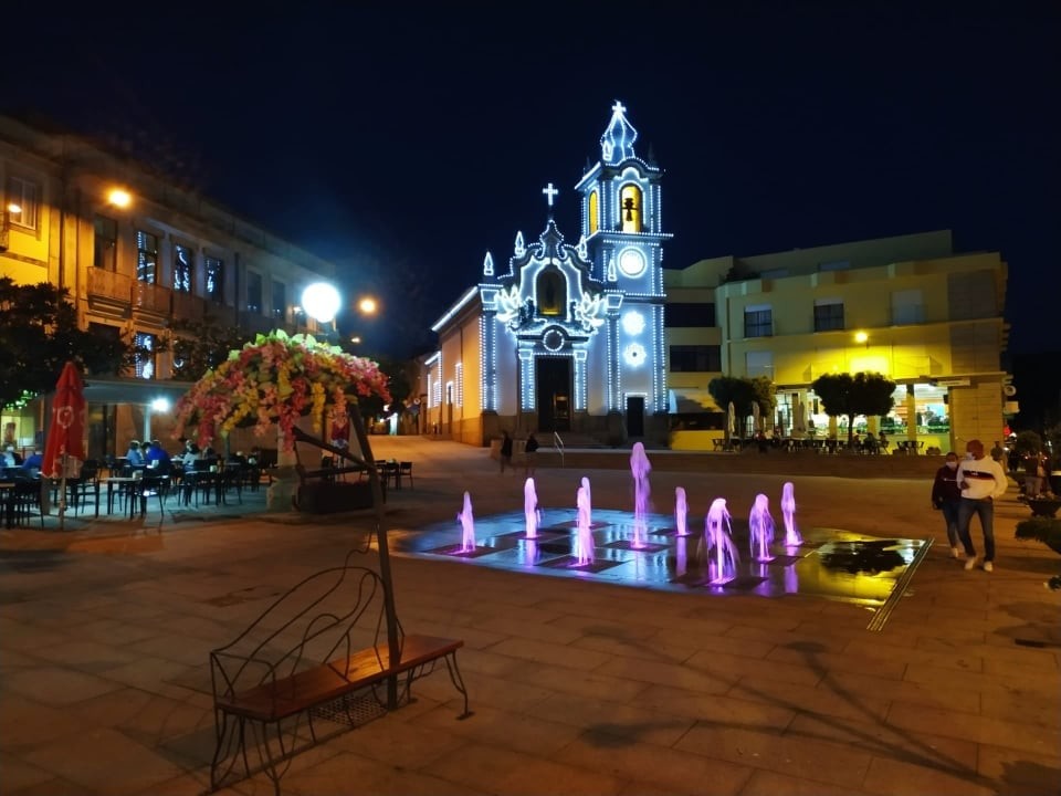 227532292_1992288434258737_8226249871392560604_n.j