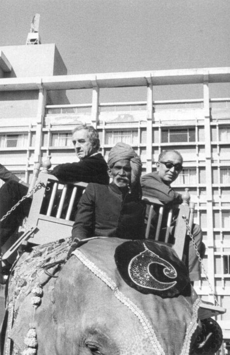 434371231_392795023655334_8131828053329171275_n.jp