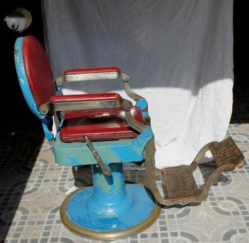 cadeira_de_barbeiro.jpg cadeira_de_barbeiro.jpg