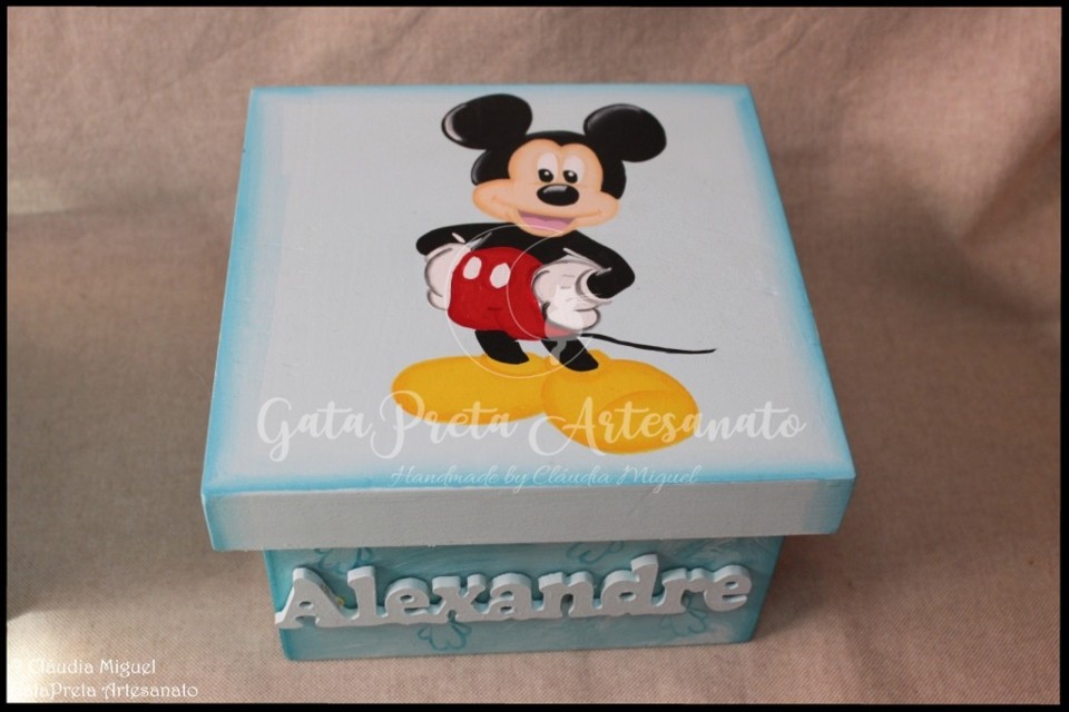 Caixa recordações de bebé Brincadeiras do Micke