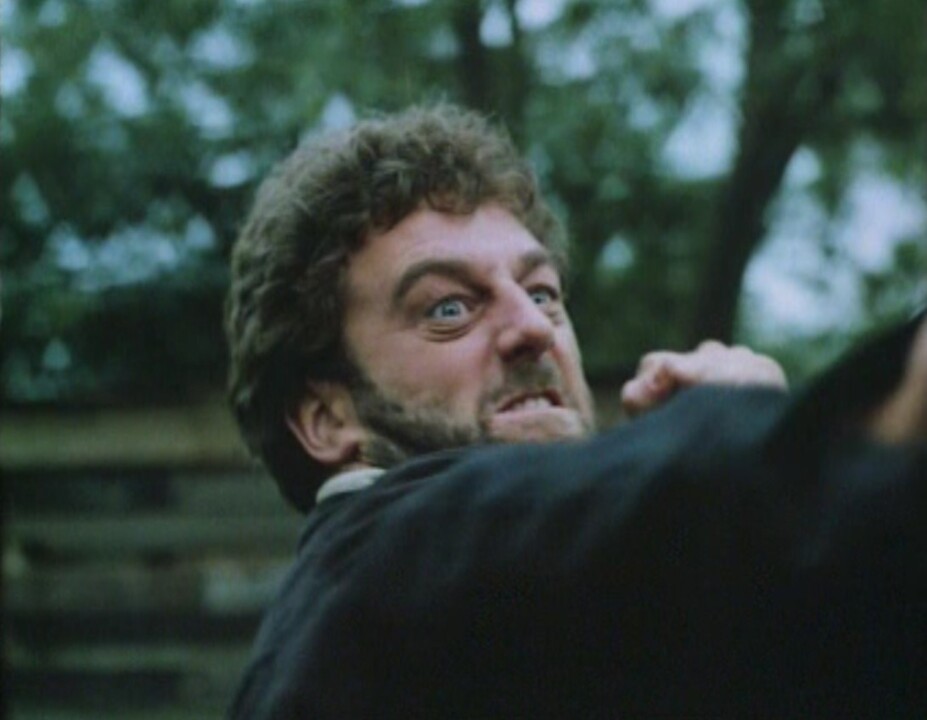 MV5BYTM1NjcyODMtNmI0Yi00MzIyLTliYzctOThiNmE1NGMzMj