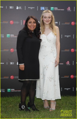 dakota-fanning-gugu-mbatha-raw-attend-womens-tales