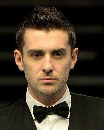 Mark_Selby_at_Snooker_German_Masters_(DerHexer)_20
