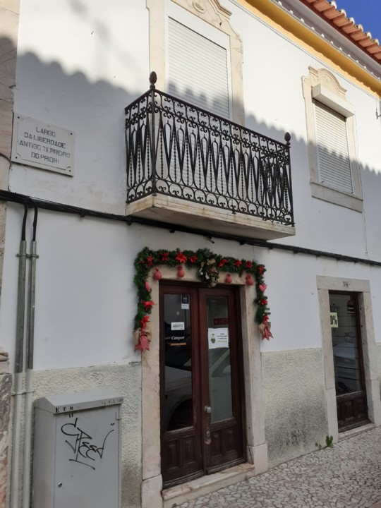 Prédio e mármore. Foto original. 2021.01.05.jpg