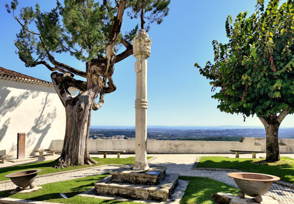 Ourém Pelourinho.jpg