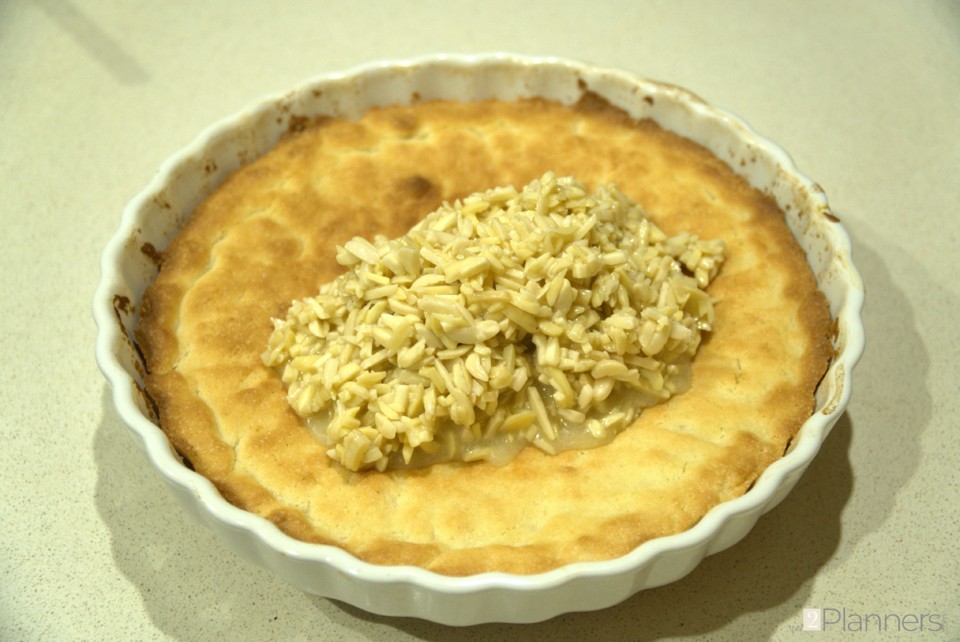 Caramelized Almond Tart Recipe - The 2 Planners