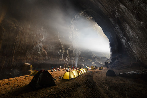 Son-Doong-Camp.jpg