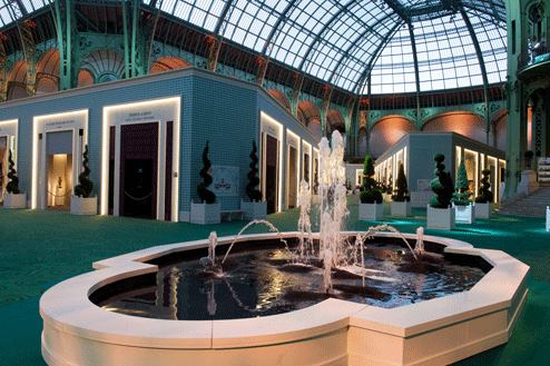 BIENNALE_DES_ANTIQUAIRES_2014_146.gif