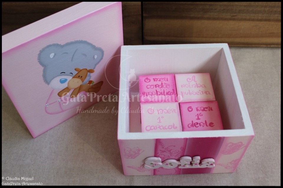 Caixa recordações de bebé Ursinho e Girafa2.JPG
