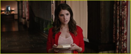 anna-kendrick-table-19-exclusive-stills-04.jpg