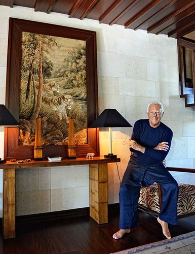 item1.rendition.slideshowVertical.giorgio-armani-s