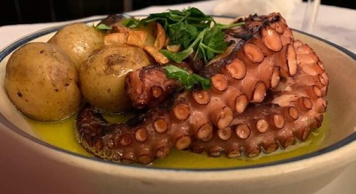 601862811_25547383661567324_100267348623331846_n.j