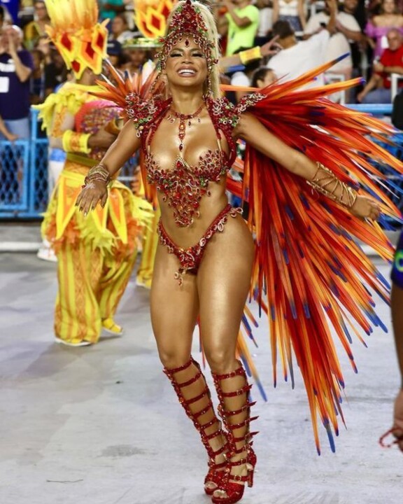 Lexa 3 (Carnaval Rio 2022).jpg