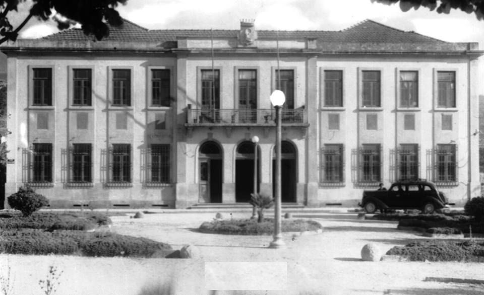 14 b - Câmara - trinual à esquerda r-c.jpg