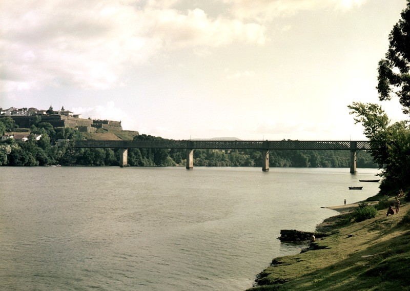 tui__ponte_internacional_entre_tui_e_valença_do_m