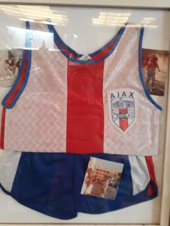Ajax_Hélio.jpg Ajax_Hélio.jpg