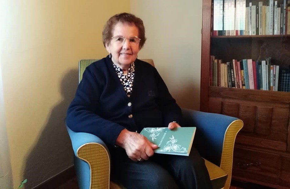 945 b virginia ferreira.jpg