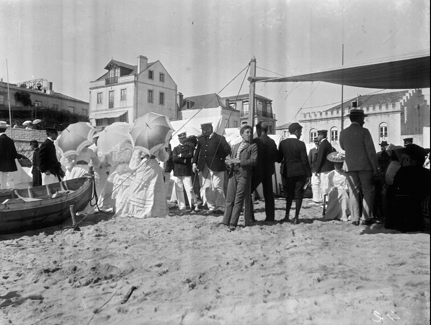 rei d carlos com banhistas.PNG