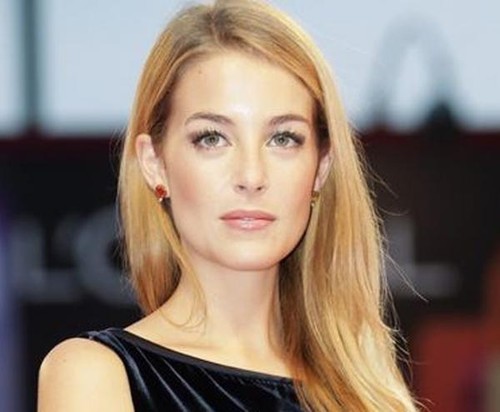 victoria guerra 2.jpg