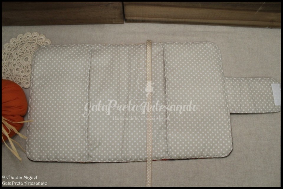 Capa de livros Flores Outonais2.JPG