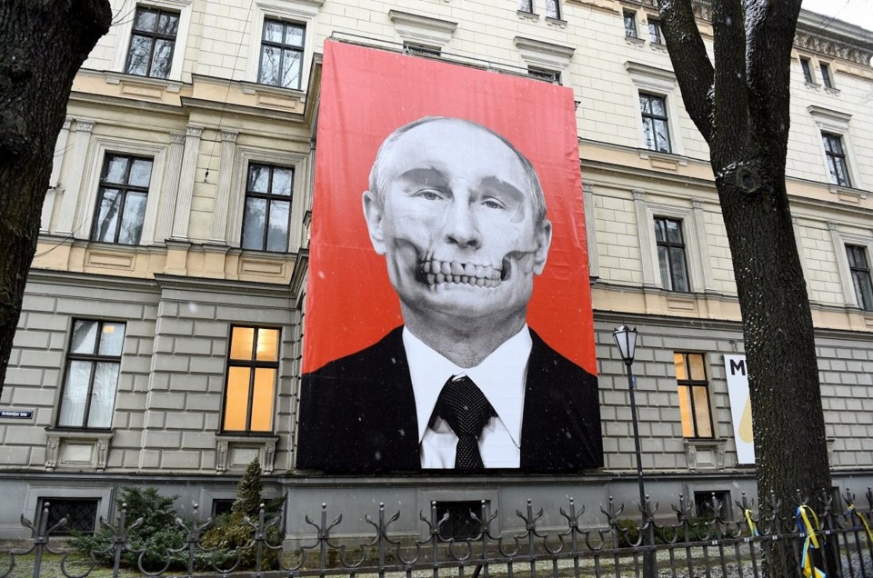 &#39;Death&#39;s head&#39; Putin gazes into the inferno – an