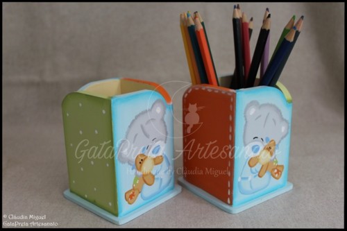 Mealheiros, letras e porta-lápis3.JPG