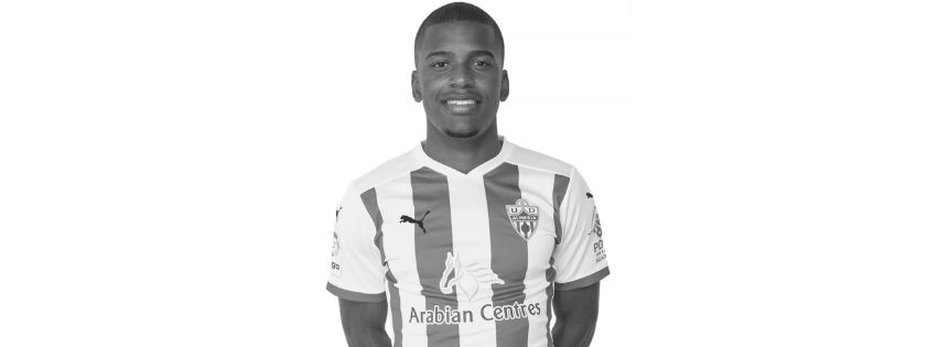 Propaganda de Moda Capa para Facebook (2).jpg