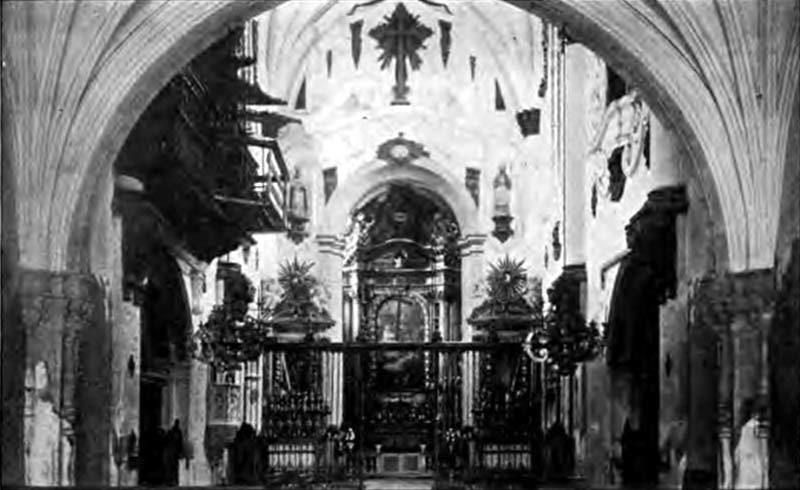 Igreja de Santa Cruz. Interior antigo 01.jpg