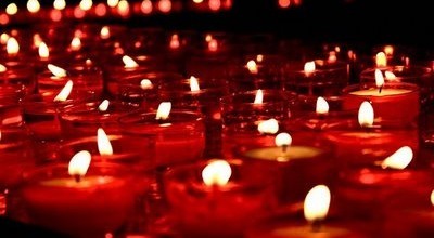 velas_acesas-400x220.jpg velas_acesas-400x220.jpg