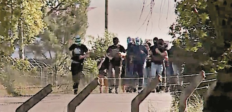 21820451_ZYYOy.jpeg 21820451_ZYYOy.jpeg