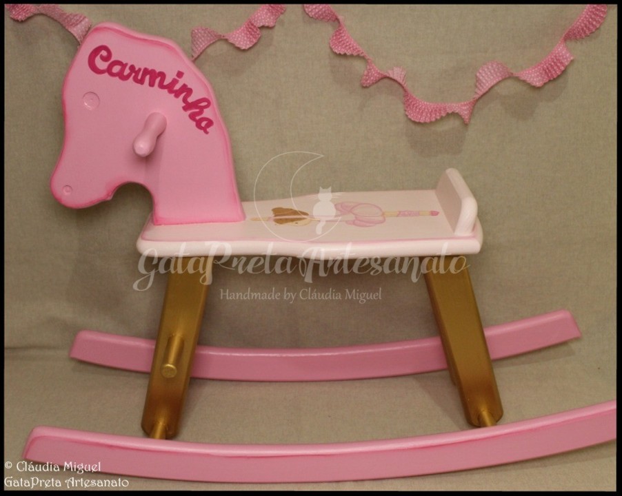 Cavalo de baloiço Bailarina1.JPG