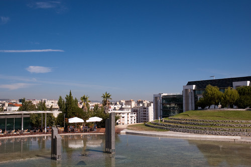 Jardim Amália Rodrigues e Café Linha D'Água.jpg