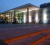 Fórum-Muncipal-Romeu-Correia. in www.cmalmada.com jpg