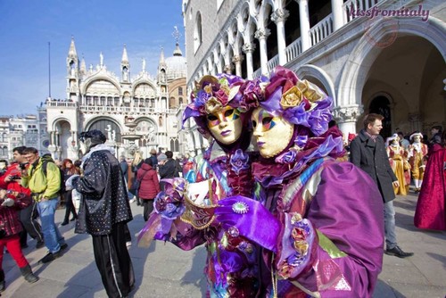 72_venice_carnival.jpg 72_venice_carnival.jpg