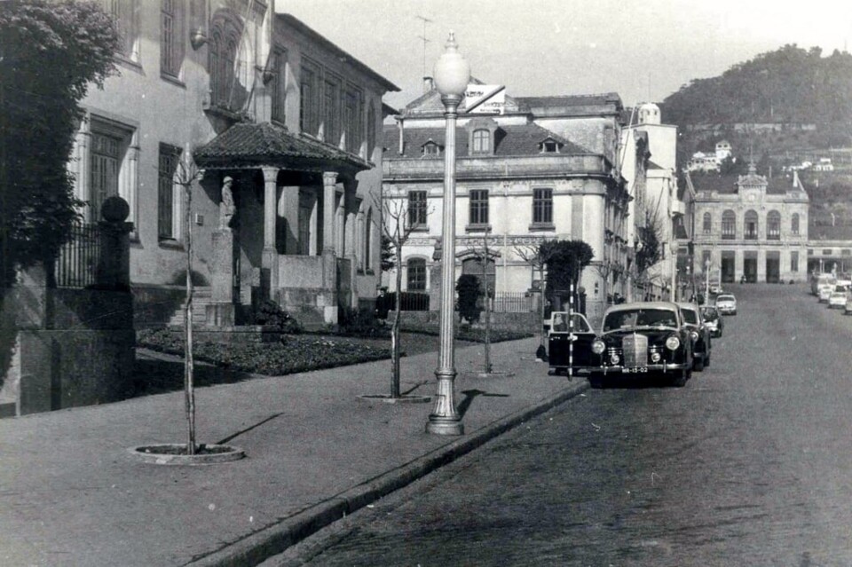 346- taxis-escola da avenida.jpg