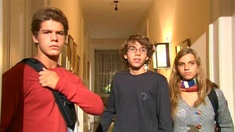 triangulo-jota-04.jpg triangulo-jota-04.jpg