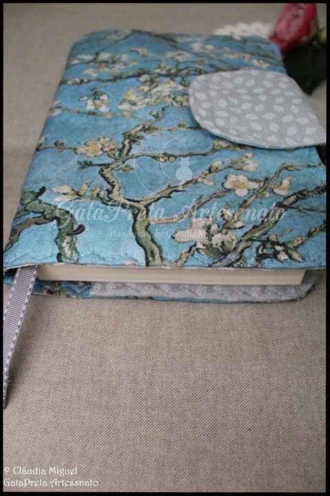 Capa de livros Almond Blossom3.JPG