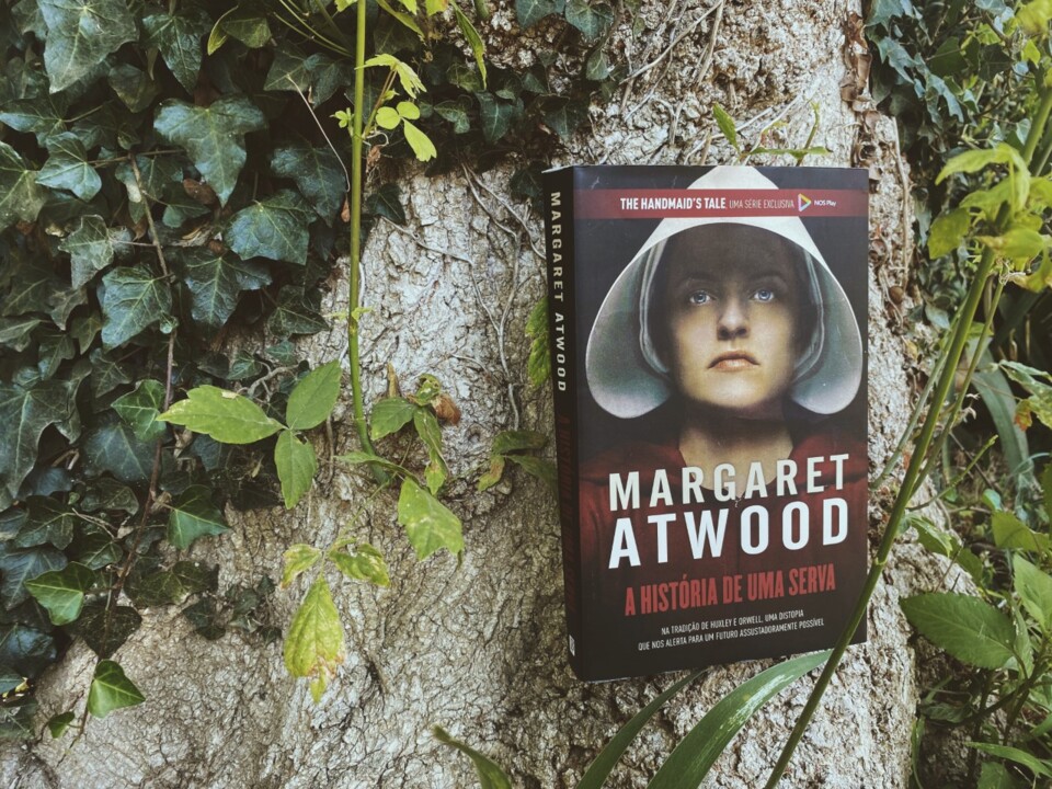 a história de uma serva.jpg