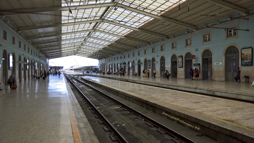 Lisboa - Estação de Santa Apolónia.jpg