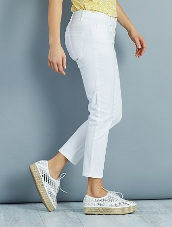 calcas-curtas-slim-com-3-botoes--blanc-mulher-do-3