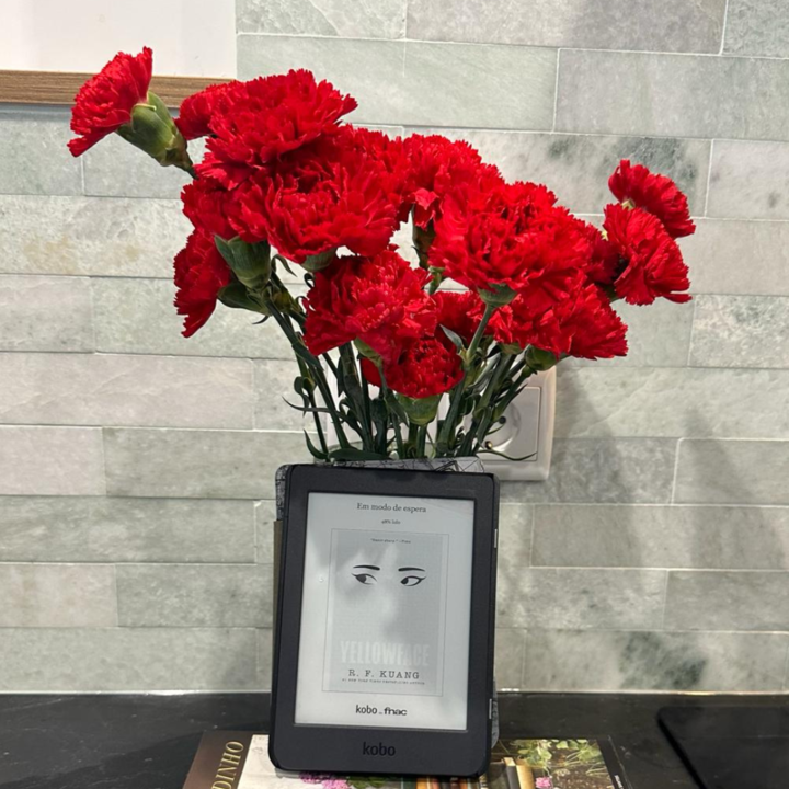 Bege e Cinza Minimalista Citação Post para Ins