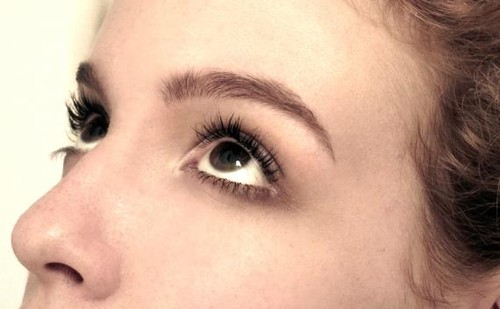 sobrancelhas-em-dia-1-14-225.jpg