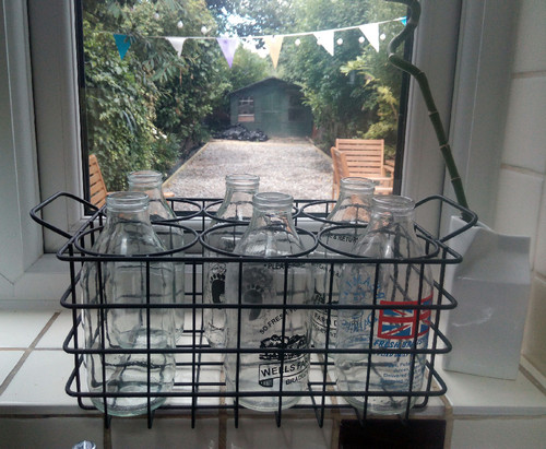 garrafas leite..jpg garrafas leite..jpg