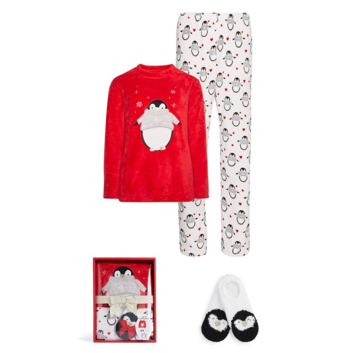 127152591-01-Penguin-Sherpa-Gift-Box.jpg 127152591-01-Penguin-Sherpa-Gift-Box.jpg