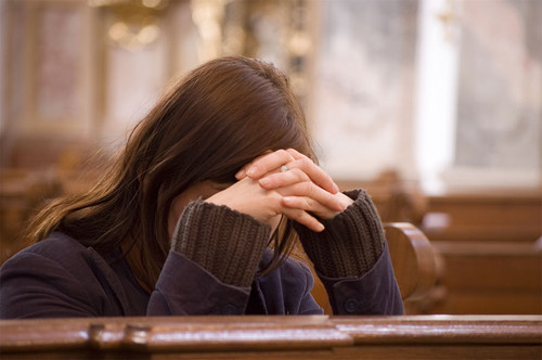 young-woman-praying.jpg