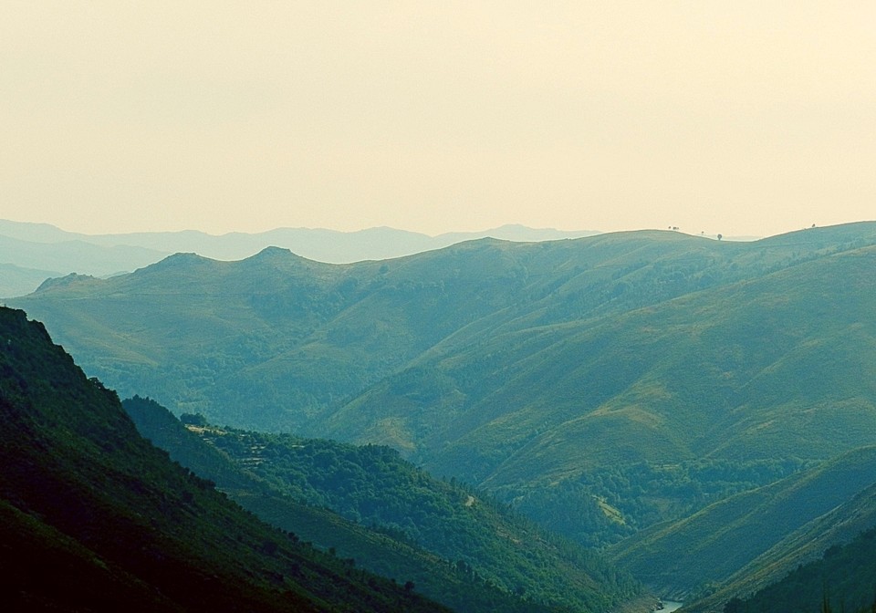 935 b Castro Laboreiro - Perto do Ribeiro de Baixo