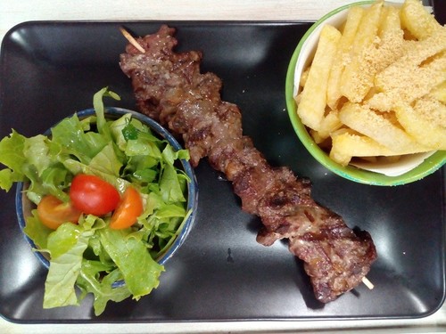 Espetada_Maminha_batatafrita_salada.jpg Espetada_Maminha_batatafrita_salada.jpg